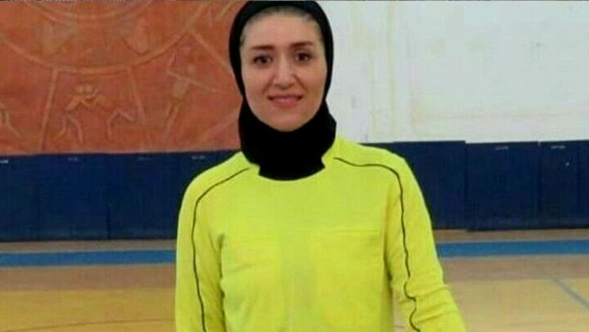 Iranpress: Iranian woman to referee in CAFA 2022