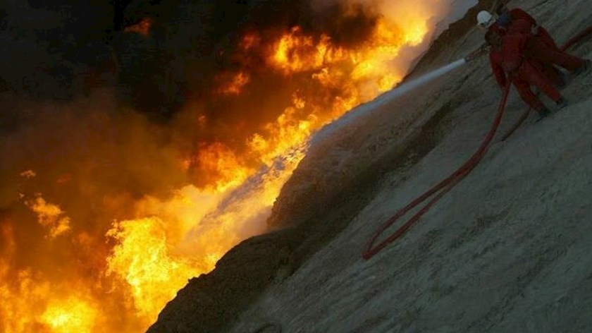 Iranpress: Explosion hits Kirkuk-Ceyhan oil pipeline in southern Turkey