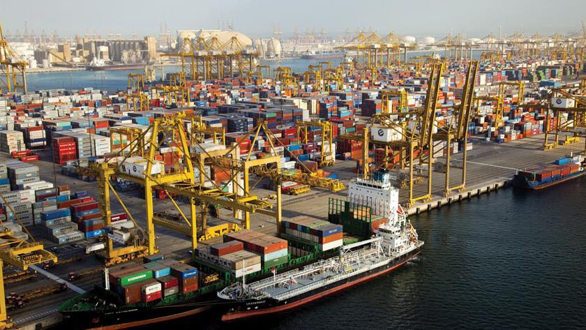 Iranpress: Emirati merchants welcome trading with Iran