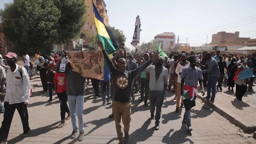 Iranpress: Sudanese take to the streets in latest anti-coup protests