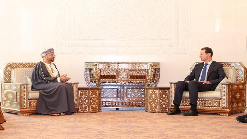 Iranpress: Syrian President receives Foreign Minister of Oman