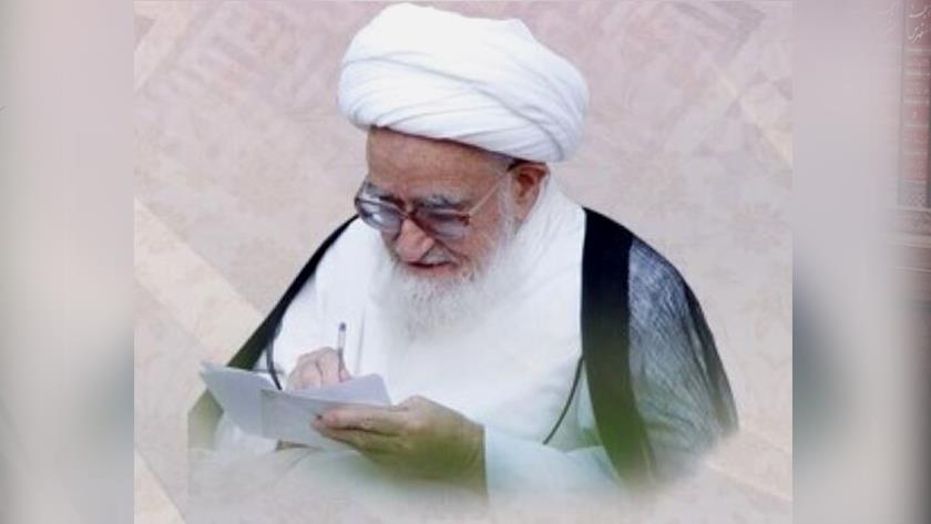 Iranpress: Shia Marja Ayatollah Safi Golpaygani passes away