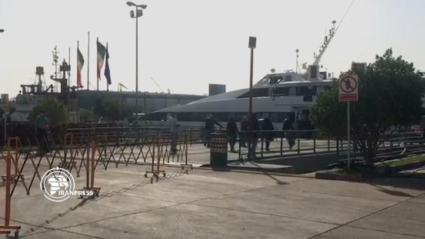 Iranpress: Iran re-launches port passenger line to UAE