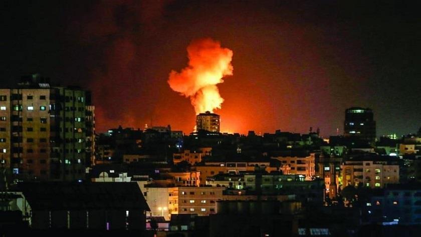 Iranpress: Saudi coalition fighter jets bomb Yemeni capital