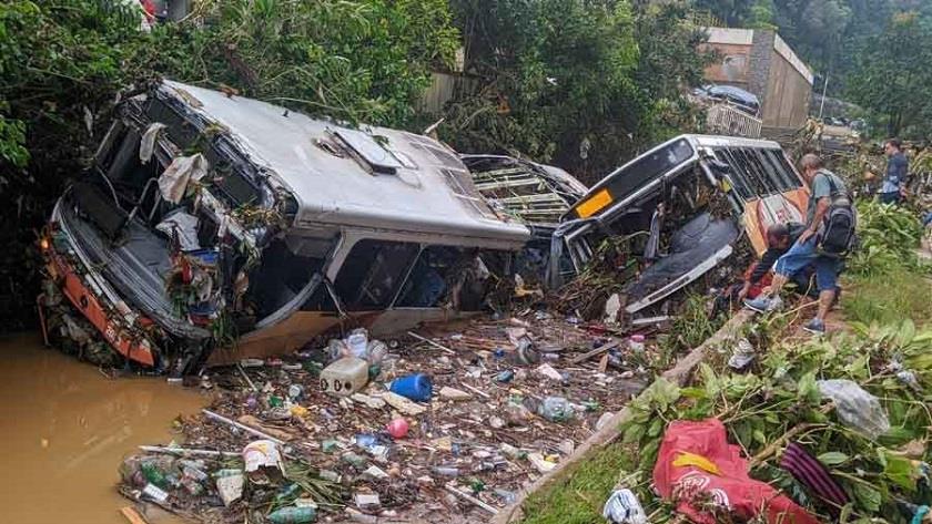 Iranpress: Brazil mudslide kills 104 after unprecedented heavy rain