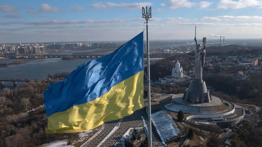 Iranpress: Ukraine on way to escalating security crisis 