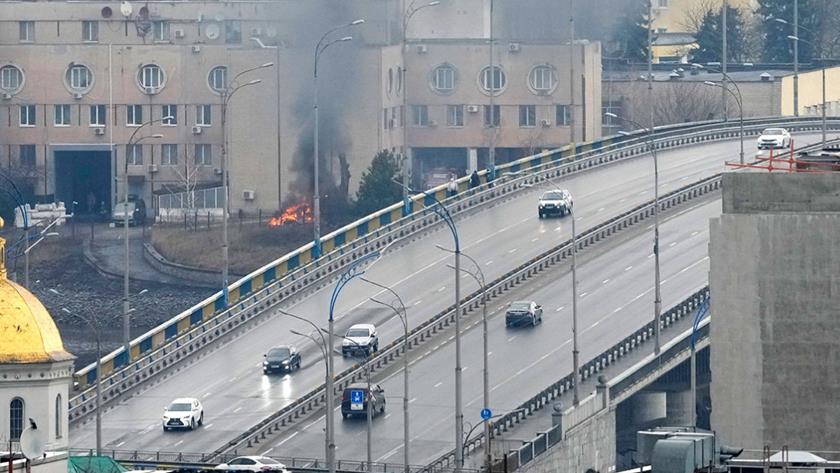 Iranpress: Gunfire reported close to government quarter in Kyiv