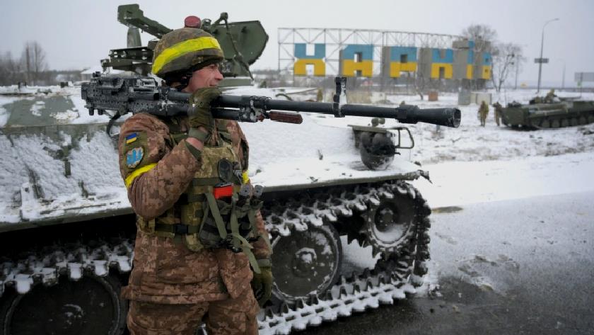 Iranpress: Blasts heard in Ukraine