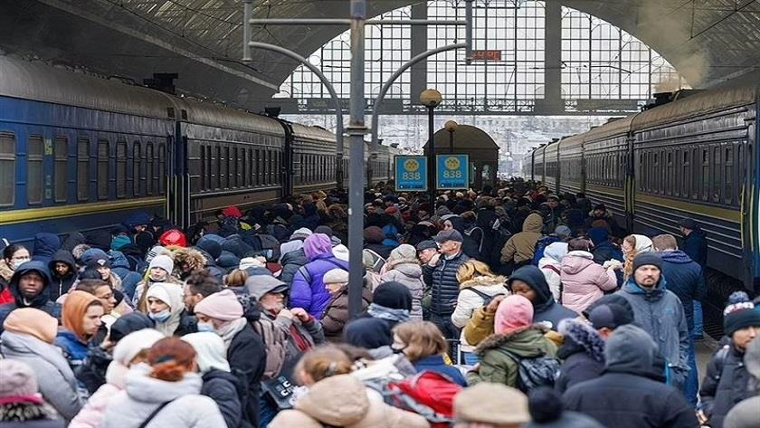 Iranpress: UNHCR: Nearly 680,000 people left Ukraine