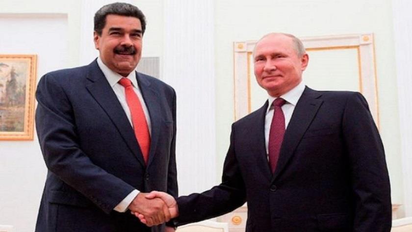 Iranpress: Putin, Maduro confer on latest developments via a phone call