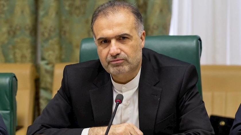 Iranpress: Iran, Russia confer on regional developments