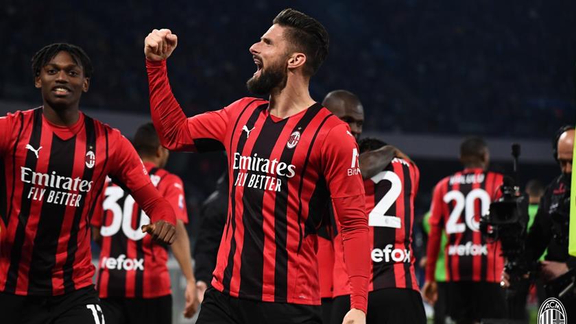 Iranpress: Giroud goal sends AC Milan back to top