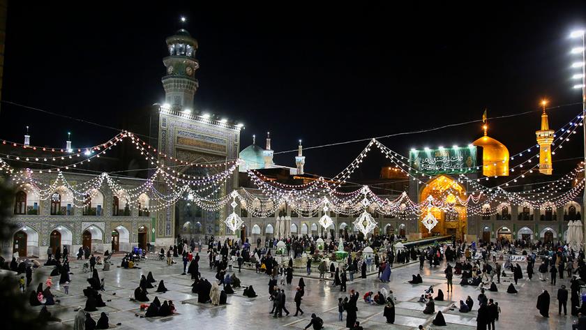 Iranpress: Atmosphere of Imam Reza holy shrine in auspicious occasions of holy month of Sha’ban