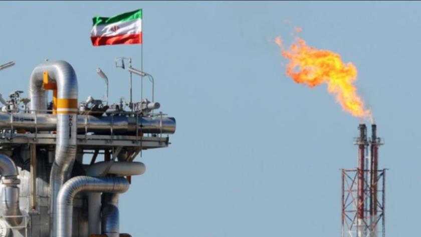 Iranpress: Iran Petrol export records 2.1 b/d