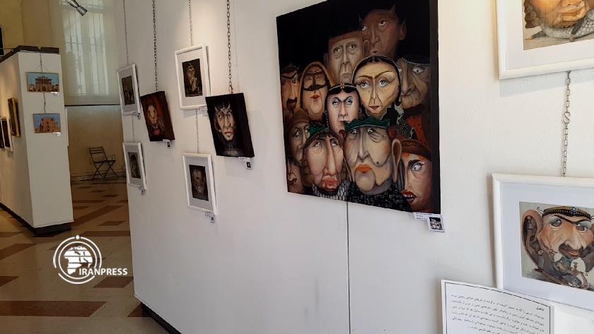 Iranpress: Italians welcome Iranian painting expo
