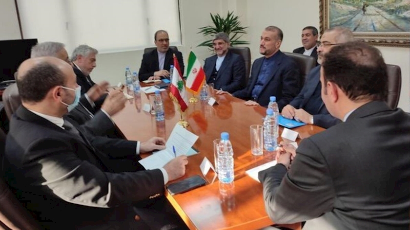 Iranpress: Iranian, Lebanese FMs meet in Beirut
