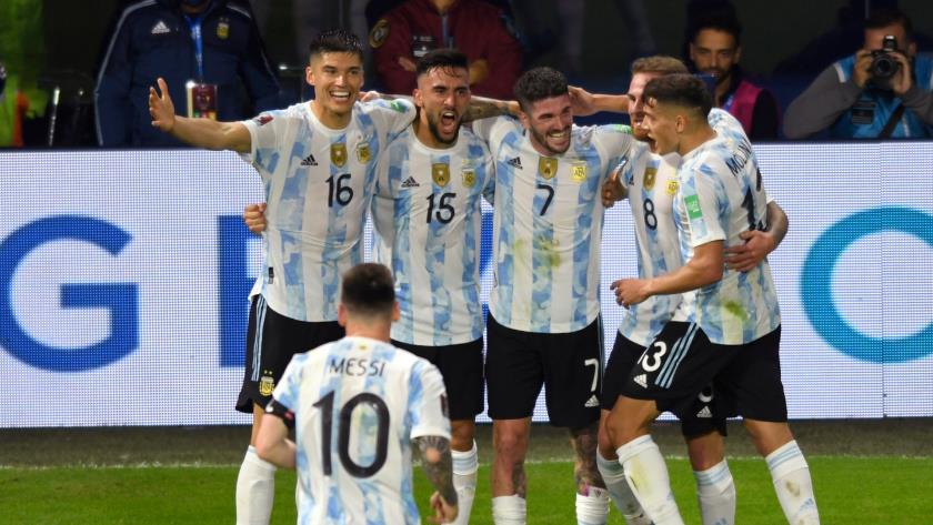 Iranpress: Messi scores as Albiceleste wins