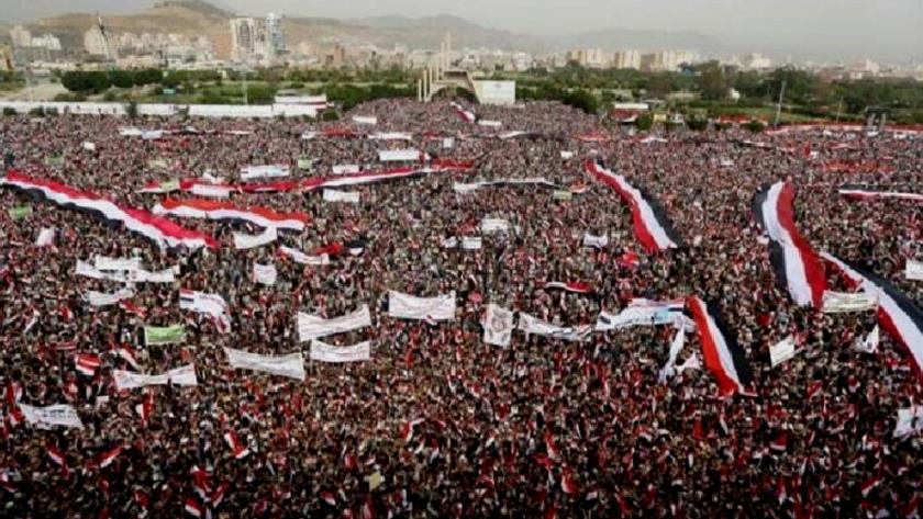 Iranpress: Yemenis hold nationwide rally, voice support for resistance