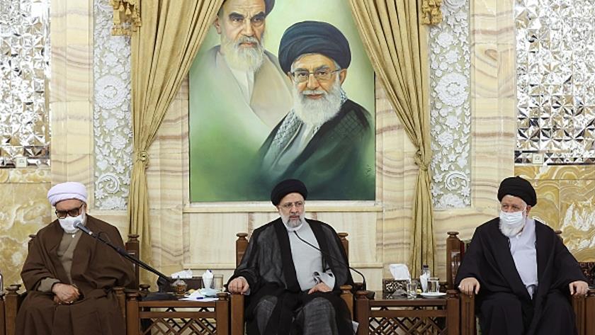 Iranpress: To solve issues, we haven