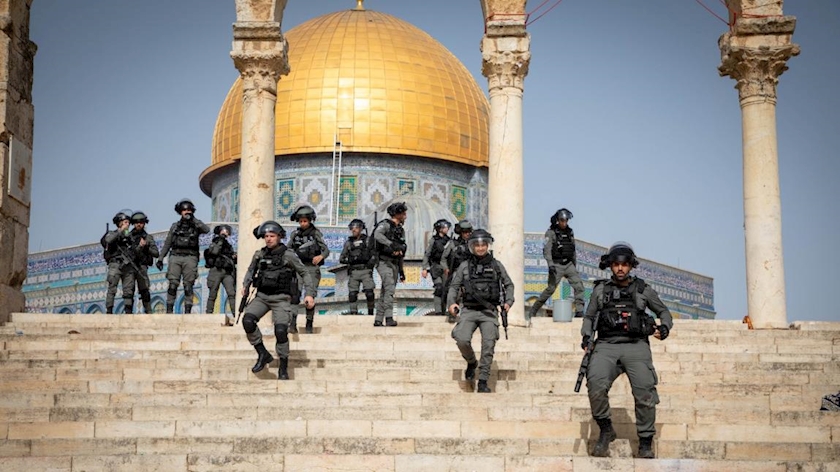 Iranpress: Settlers, Israel join hands to occupy, destruct Al-Quds, Al-Aqsa Mosque