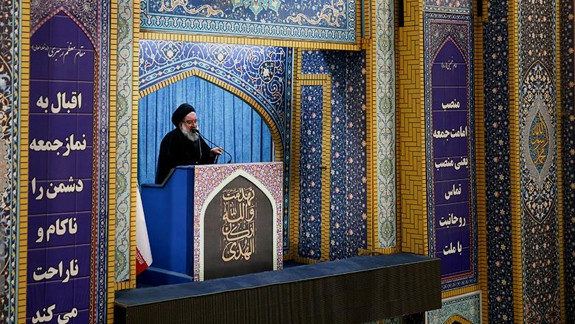 Iranpress: Senior cleric says IRGC must be removed from sanctions list
