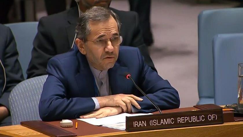 Iranpress: Iran urges UN to inform about sanctions adverse impacts