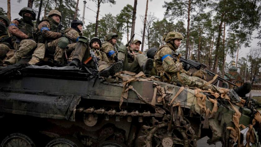 Iranpress: US trains thousands of Ukrainian forces