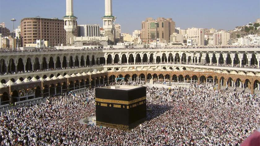 Iranpress: Thousands of Iranians register to dispatch to Hajj pilgrimage