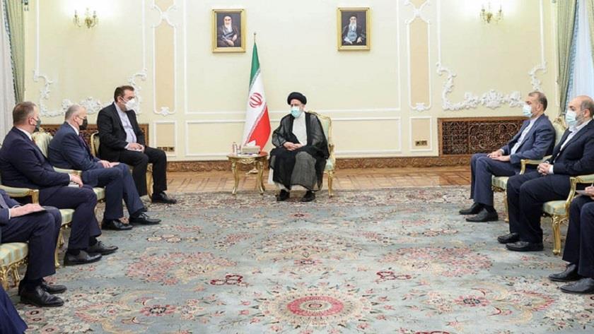 Iranpress: Raisi: Iran opposes NATO