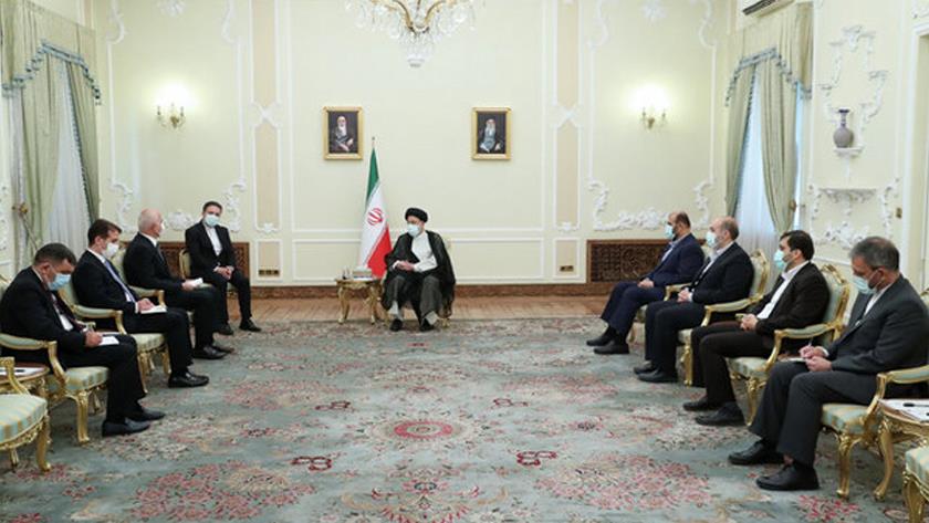Iranpress: Iran, Rep. Azerbaijan share same culture 