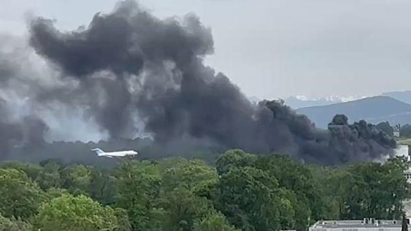 Iranpress: Major fire next to Geneva airport disrupts flights