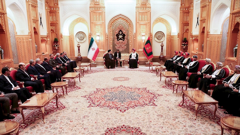 Iranpress: Statement: Iran, Oman decisive to launch new economic partnerships