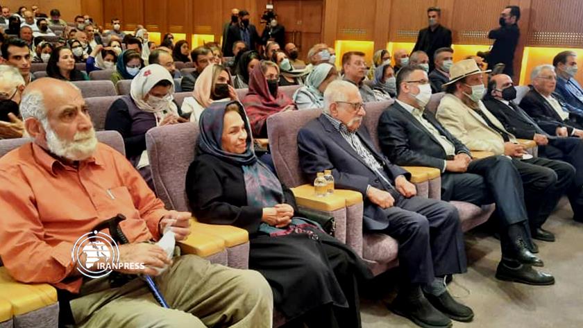 Iranpress: Iranian Elamitologist honored, awarded with 