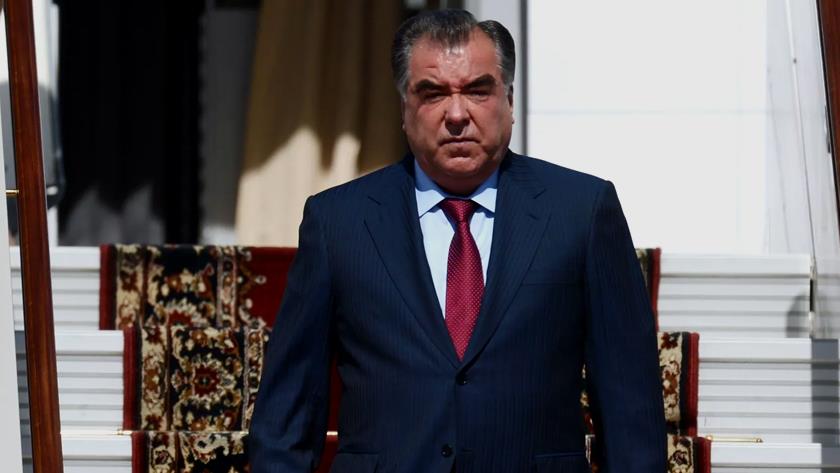 Iranpress: President of Tajikistan arrives in Tehran
