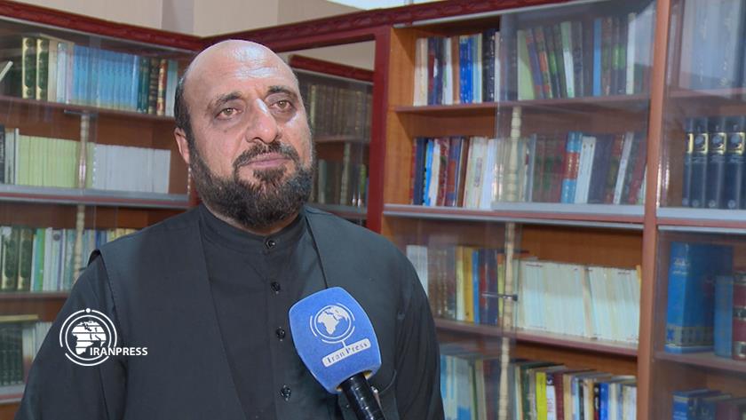 Iranpress: Afghan University professor: Imam Khomeini; World