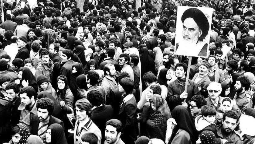 Iranpress: Iran to commemorate 