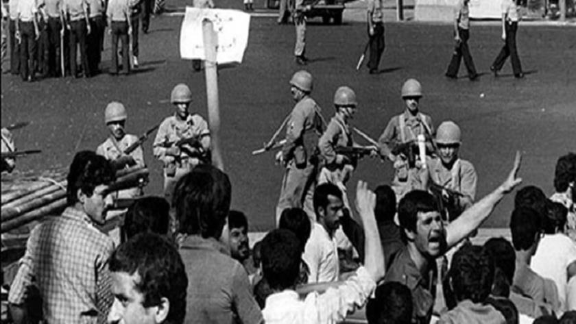 Iranpress: Anniversary of uprising of June 5, 1963; a look at motivations, results