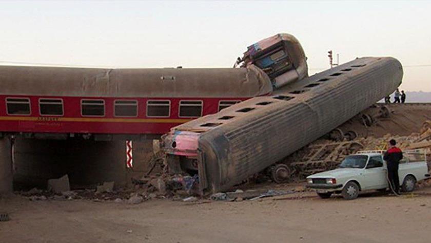 Iranpress: Tabas-Yazd passenger train derails