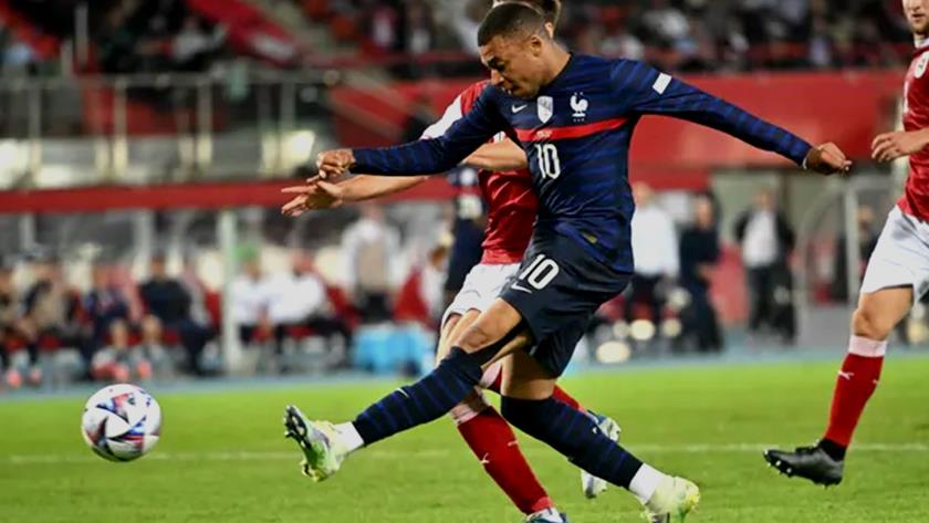 Iranpress: World champion France draws with Austria 1-1