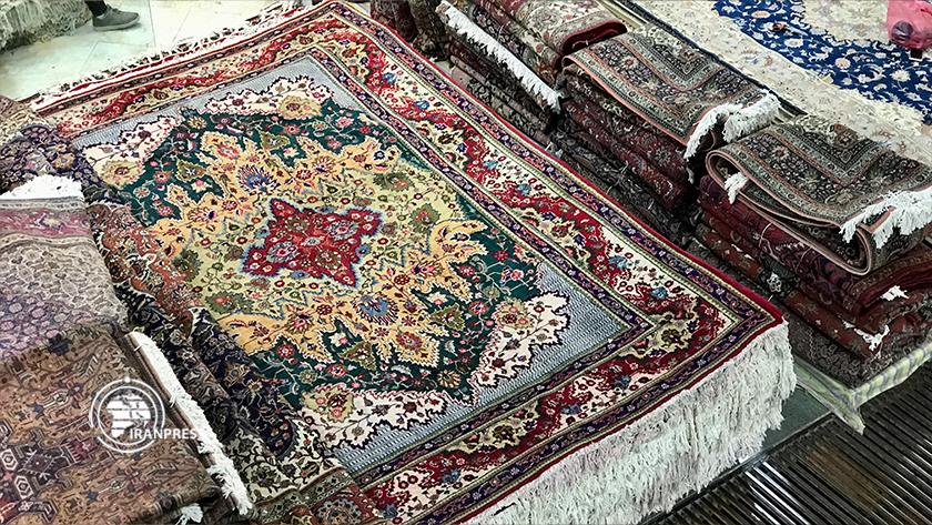 Iranpress: Iranian handmade carpets; most beautiful in world