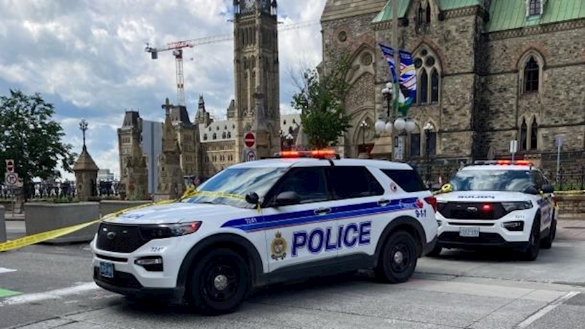 Iranpress: Canadian Parliament evacuated after issuing security warning