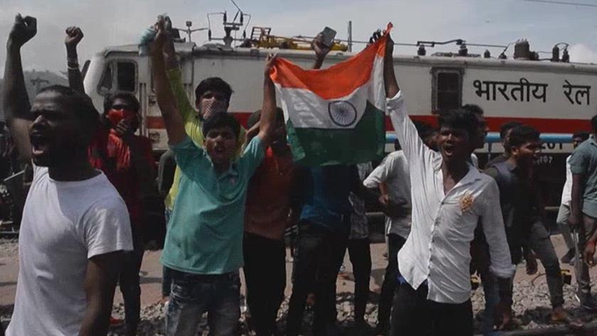 Iranpress: One dead in violent India protests