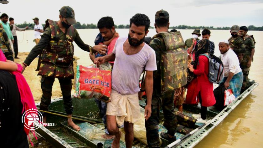 Iranpress: 32 killed in floods in India