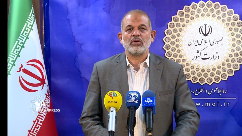 Iranpress: Interior Minister: Corona has subsided but should not be neglected