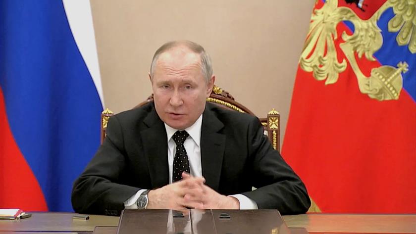 Iranpress: Russia will get stronger: Putin