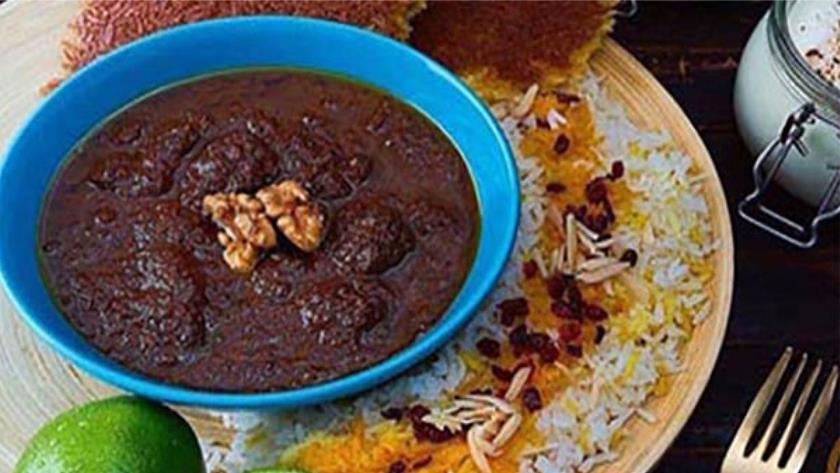 Iranpress: Iranian Food: Matinjeh devine food for feast