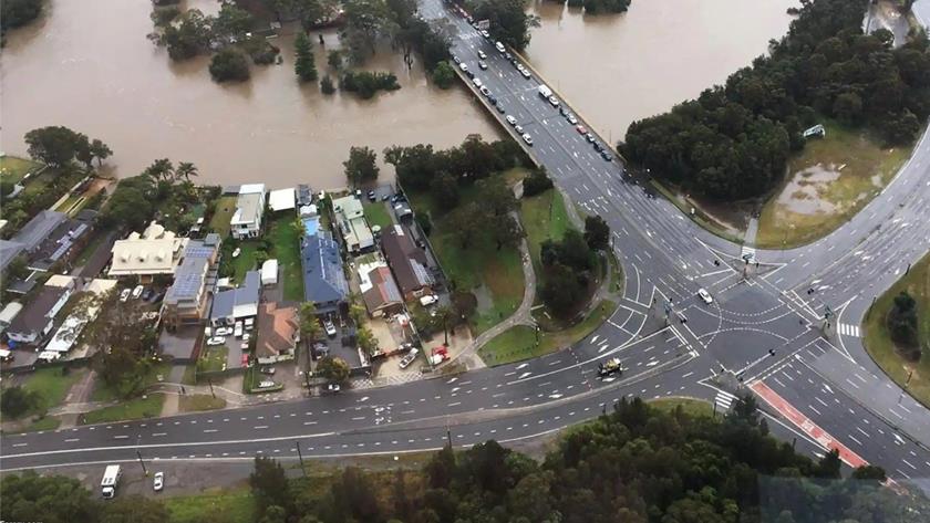 Iranpress: Floods demolish thousands of homes in Australia