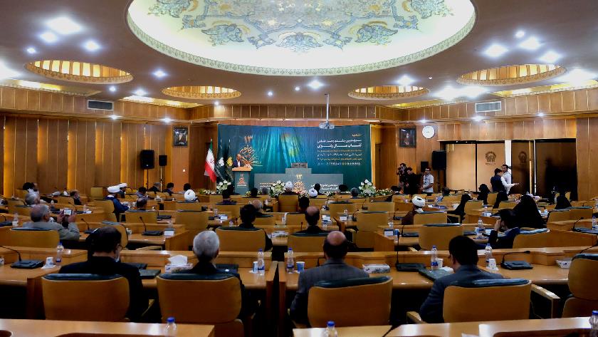 Iranpress: 13th Intl. Festival of Razavi Book of the Year wraps up; winners announced