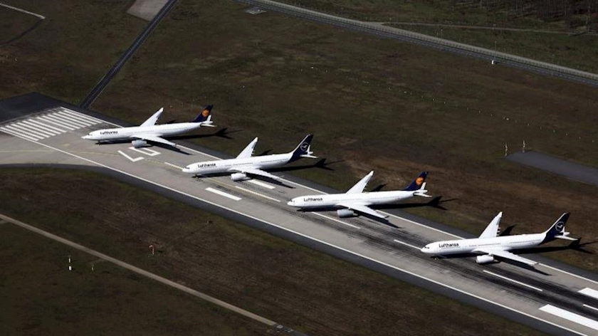 Iranpress: Lufthansa to cancel 1000 flights due to a massive strike