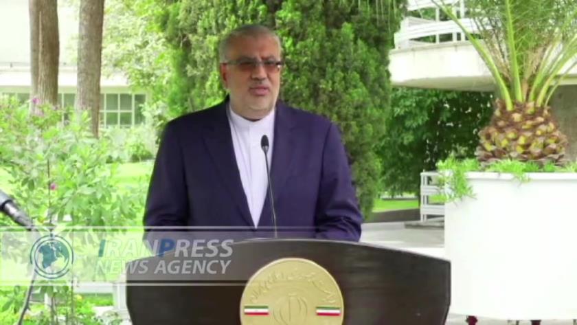 Iranpress: Oil Ministry pursues the expansion of joint oil, gas fields: Minister